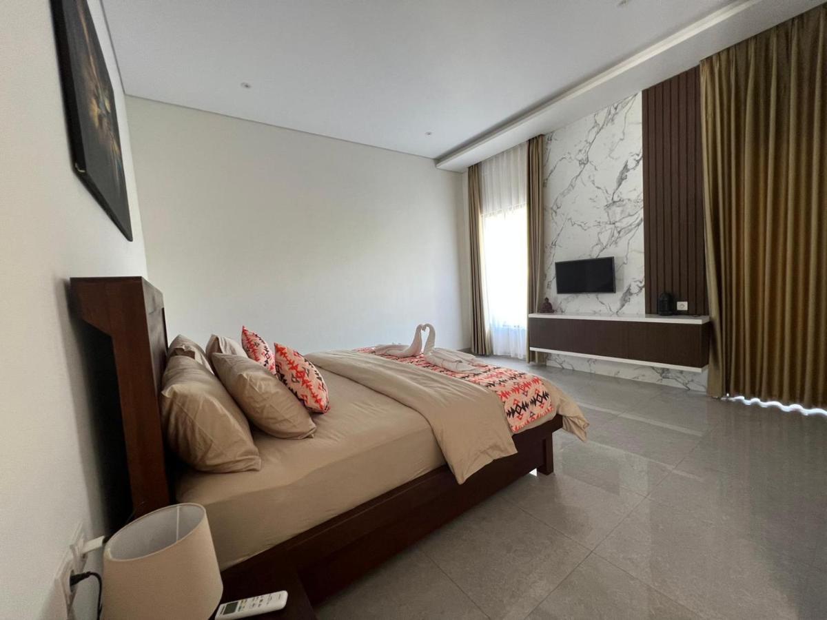 Villa Niang Ando لابوان باجو الغرفة الصورة